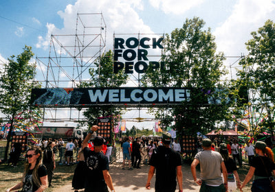 AS ROCKS WITH THE PEOPLE IN CZECH REPUBLIC!