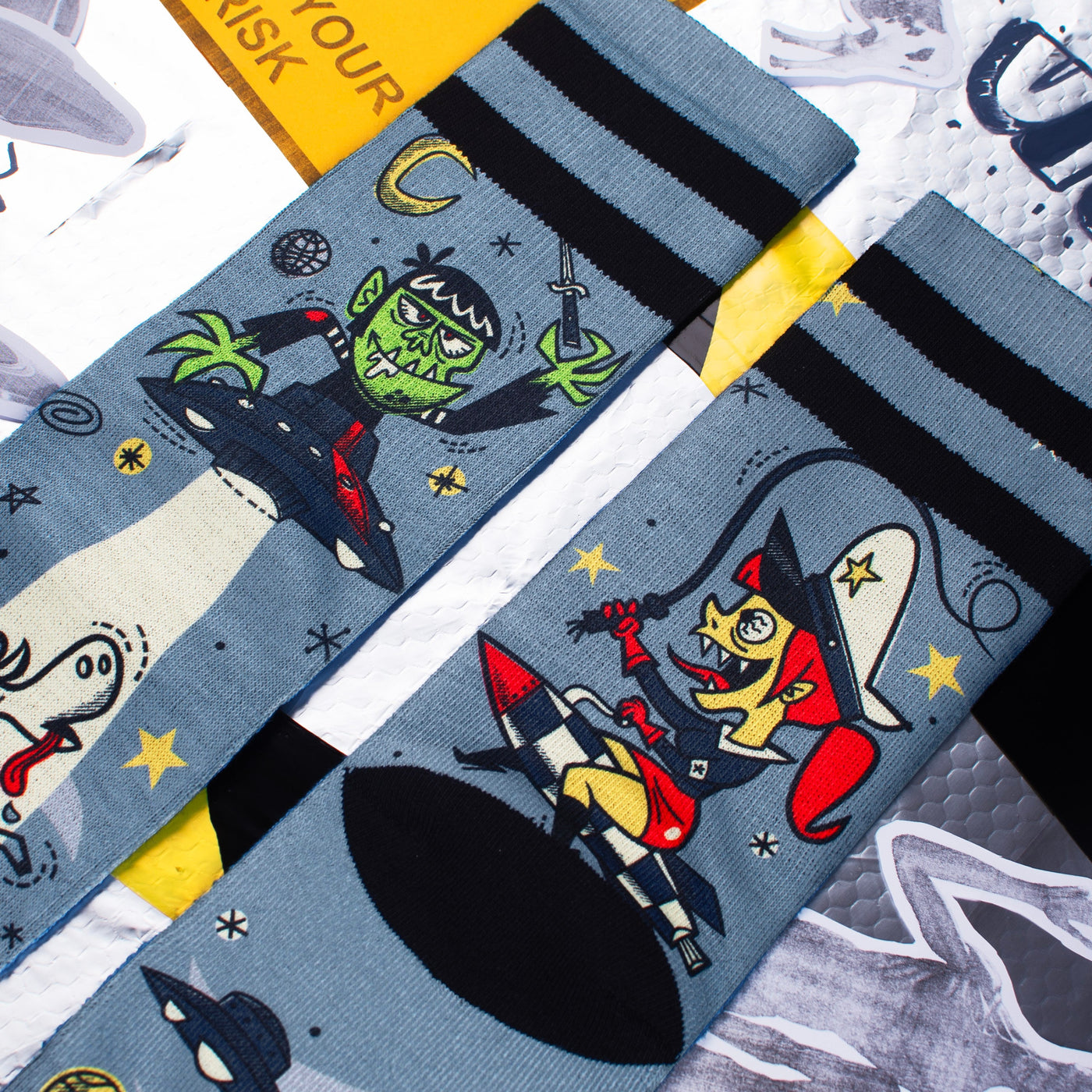 Alien Snatch - Mid High - AmericanSocks