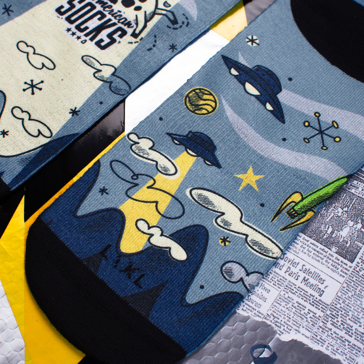 Alien Snatch - Mid High - AmericanSocks