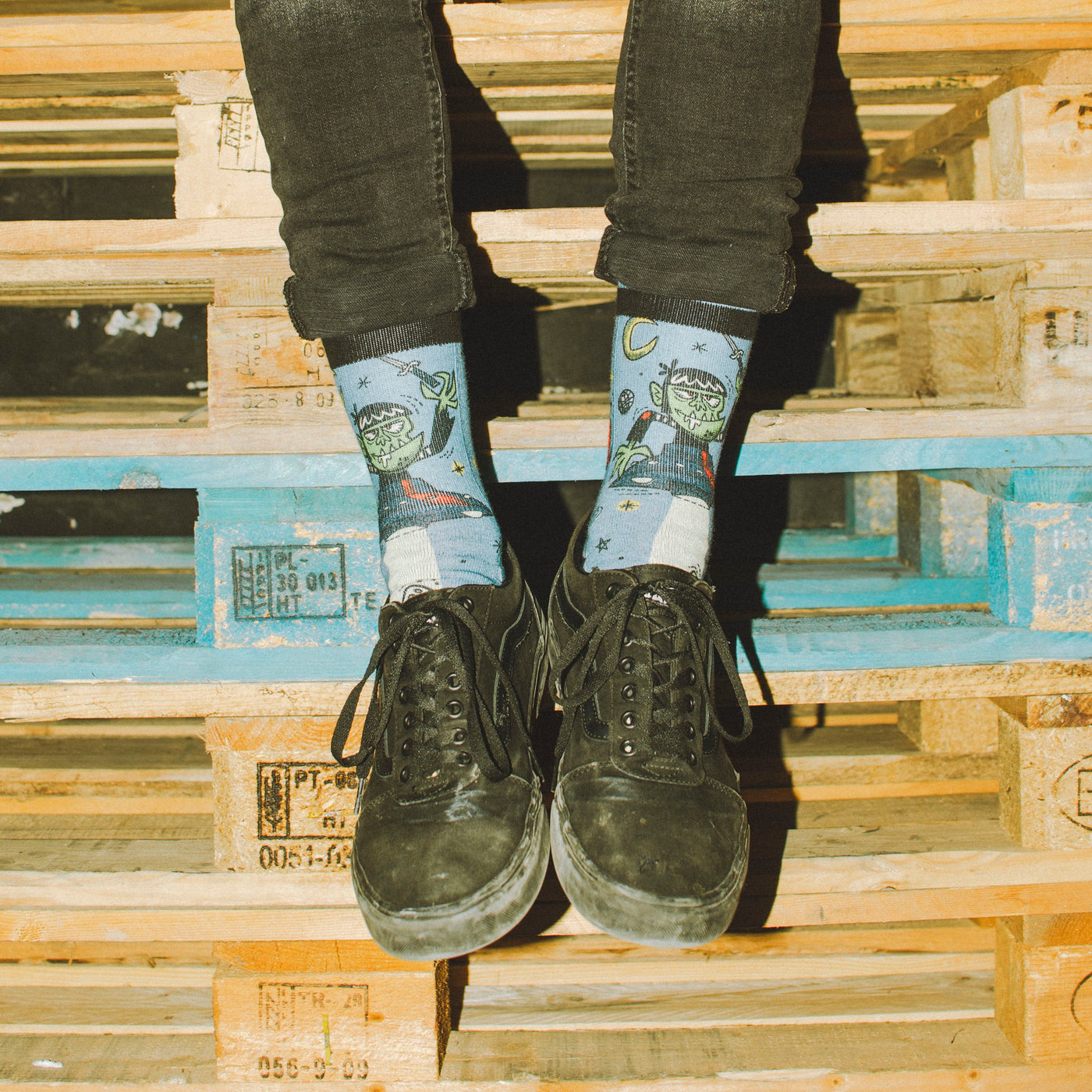 Alien Snatch - Mid High - AmericanSocks